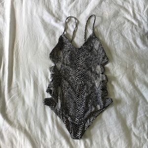 RARE Acacia swimwear one piece in snake size small